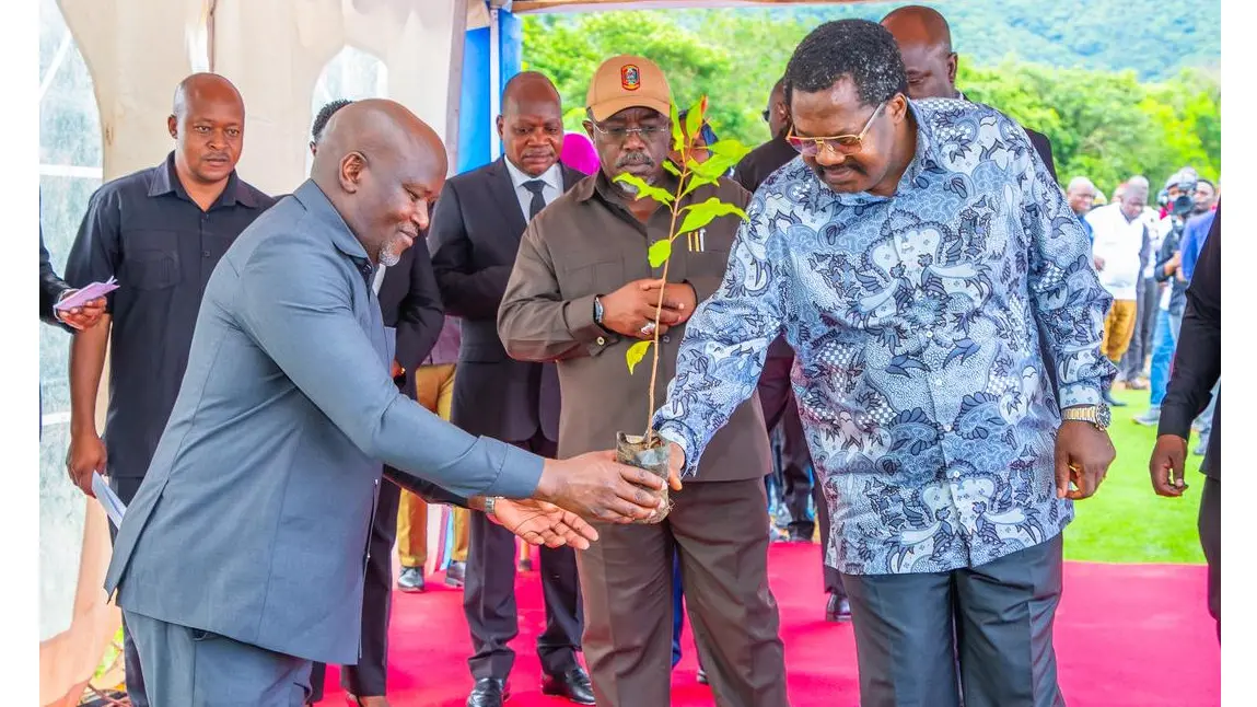 Makamu wa Rais azindua Mfumo wa Kutabiri Kiasi cha Maji kwenye Mito.