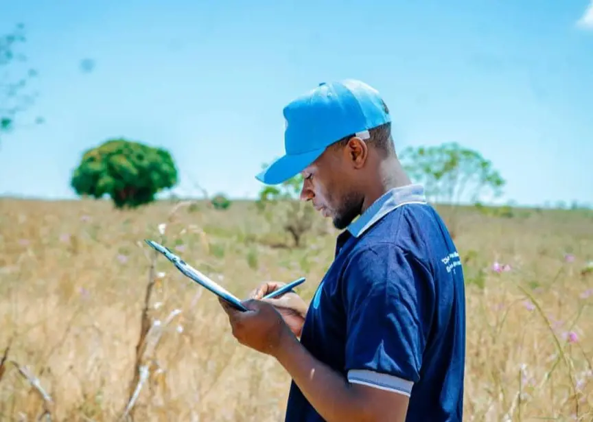 Uchunguzi wa maji juu ya Ardhi